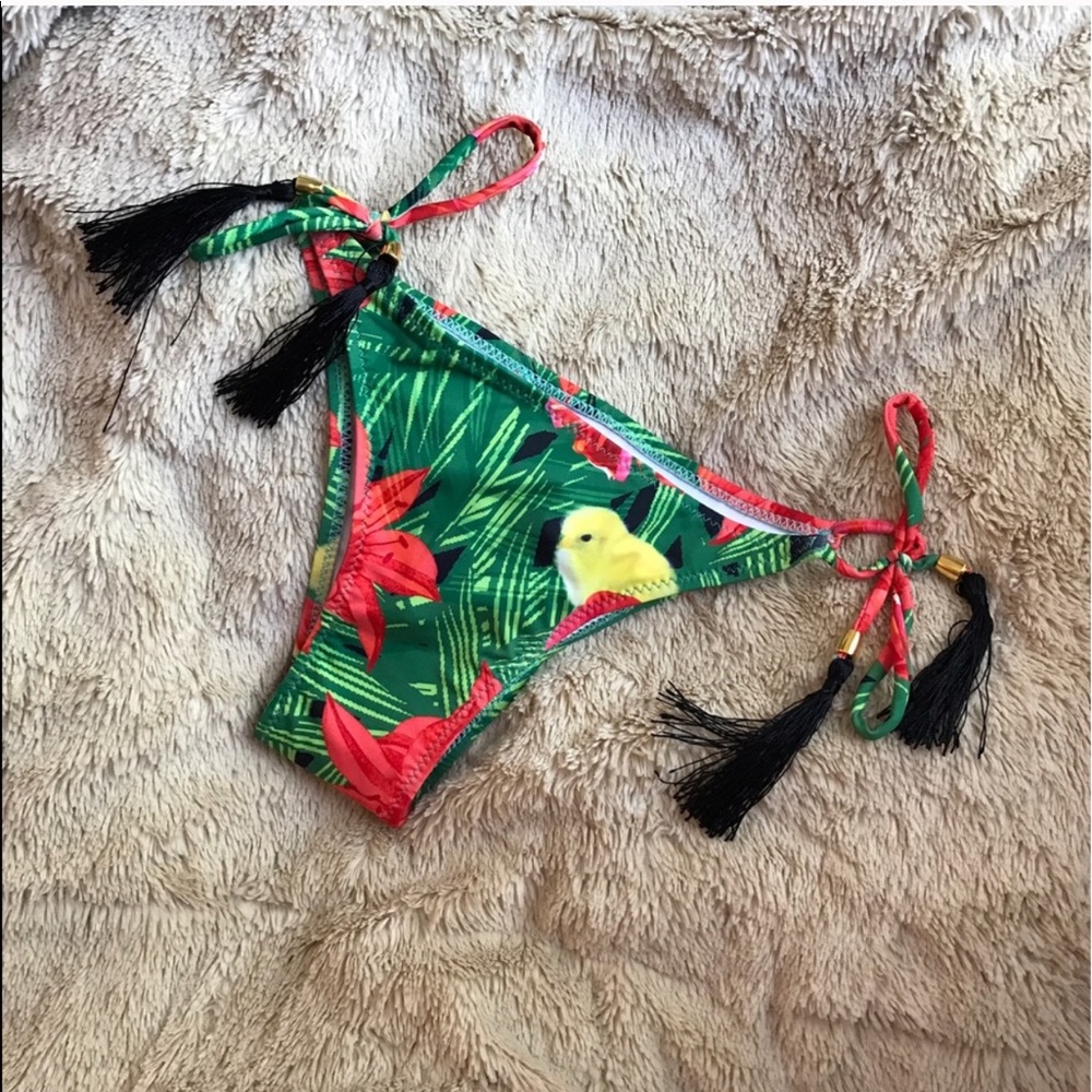 Brand new Tropical bikini bottoms